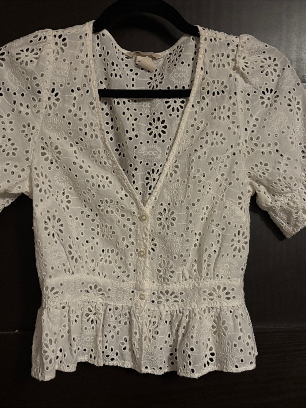 H&M White Eyelet Button Front Peplum Blouse, size 4